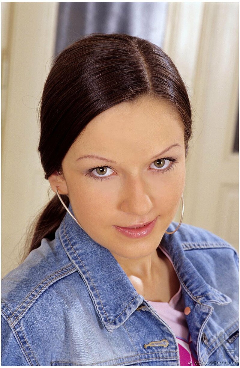 Елена, 25 лет, 0 размер груди